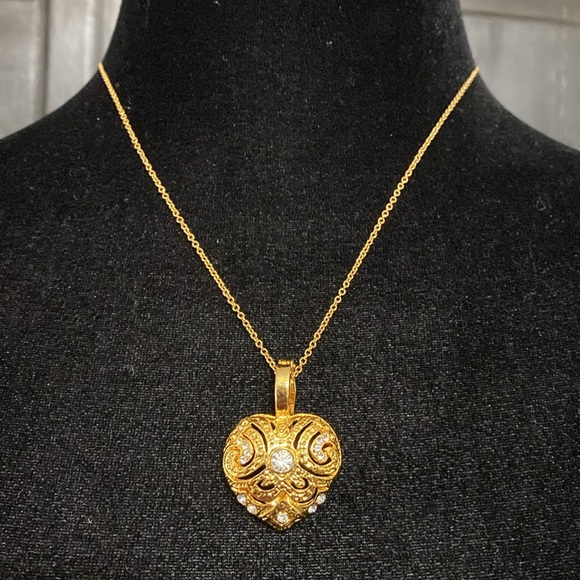 Gold Tone Puffed heart Crystal pendant with Gold tone chain - Picture 1 of 8